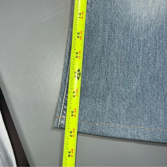 Alice + Olivia Mid-Rise Light Wash Wide Leg Jeans Size 10 Designer Retro Revolve - Picture 10 of 14